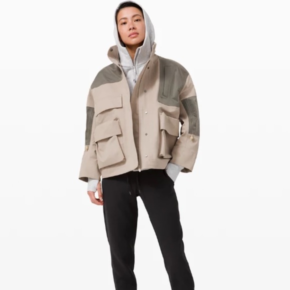 Lululemon Gathering Storm Short Jacket 6 - Picture 16 of 16